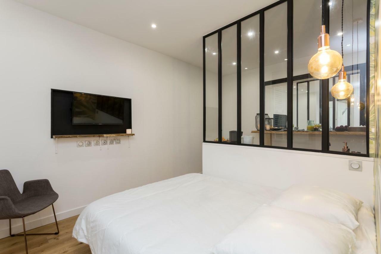Studio D'Architecte Au Pied De Tour Eiffel Apartment Paris Exterior photo